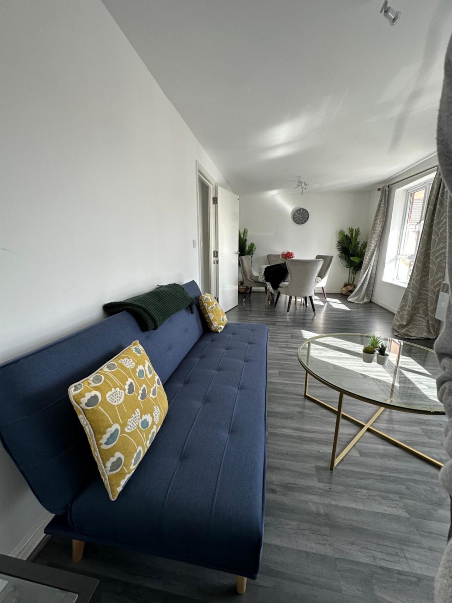 Suites By Rehoboth - Abbey Wood Station - London Zone 4 Экстерьер фото